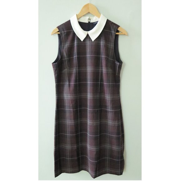 Tommy Hilfiger plaid dress with white collar - Picture 1 of 5